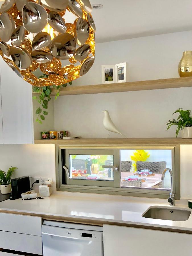 Luxury Villa4You ロス・アルカサレス エクステリア 写真